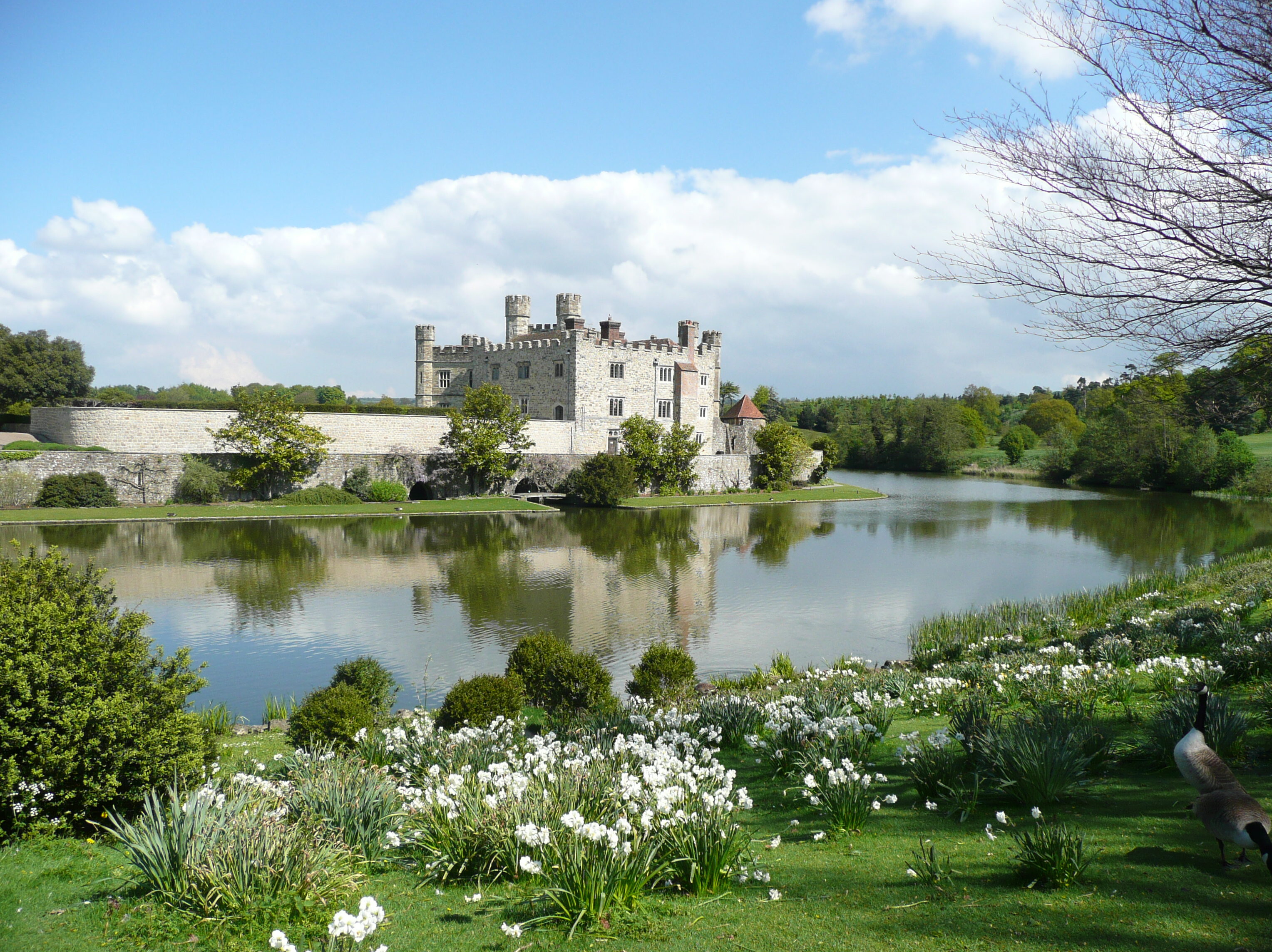 https://danielkirsten.nl/wp-content/uploads/2023/01/Leeds_castle-e1674506162345.jpeg